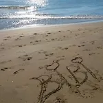 Comfortable And Bright Flat - Beahost דירה *
