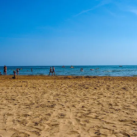 Comfortable And Bright Flat - Beahost